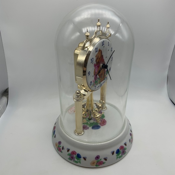 Disney Winnie the Pooh and Friends Piglet Porcelain Glass Dome Clock Working! - Picture 5 of 12